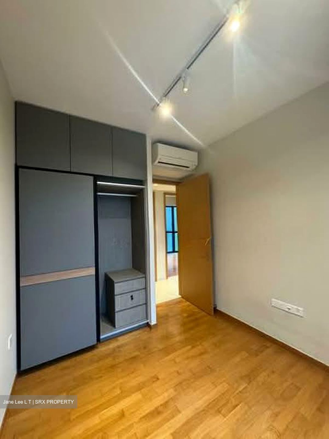Twin Vew (D5), Apartment #570610161